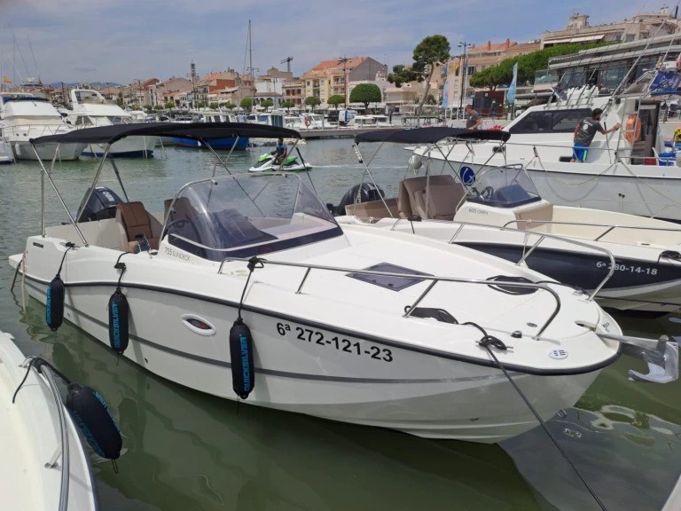 Pronájem lodi Quicksilver Activ 755 Sundeck v Cambrils na Samboatu
