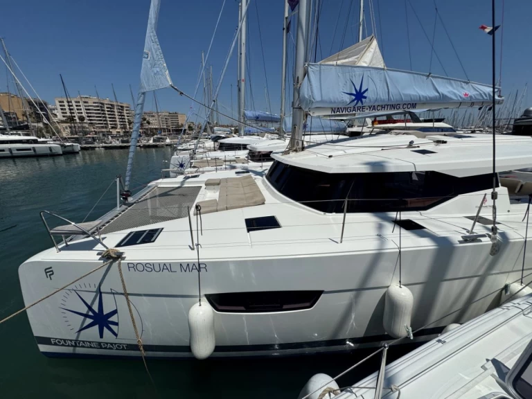 Fountaine Pajot Astrea 42 jednotlivci a charterové společnosti v Palma de Mallorca