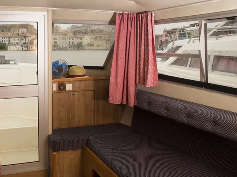 Pronájem lodi Le Boat Cirrus A v Douelle na Samboatu