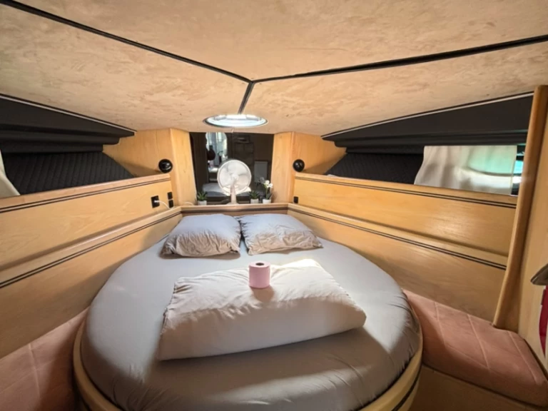 Motorová loď k pronájmu v Cannes za nejlepší cenu