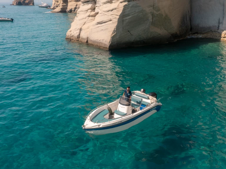 Pronajmout si Poseidon BLU WATER 185 v Mílos