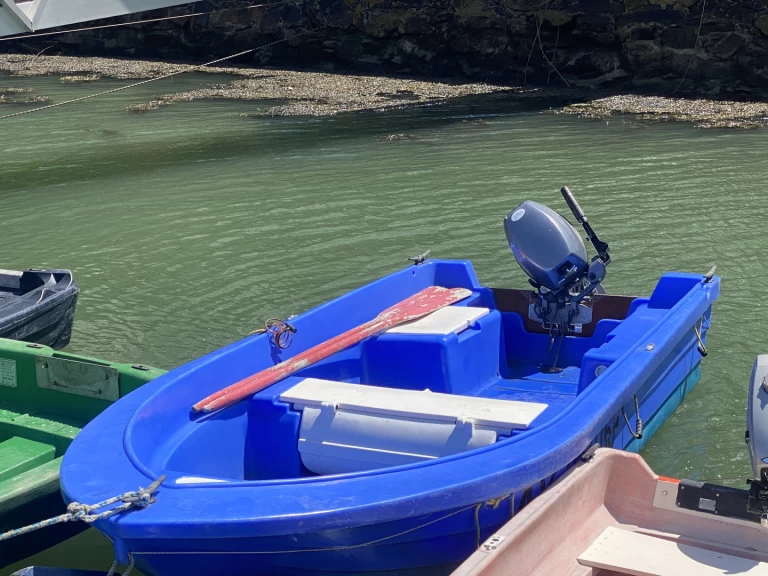 Pronájem Motorová loď Neveux s licencí