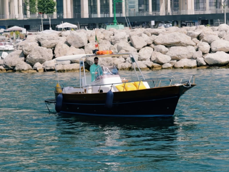 Pronájem Motorová loď v Salerno -Fratelli Aprea Sorrento 7,50 open cruise