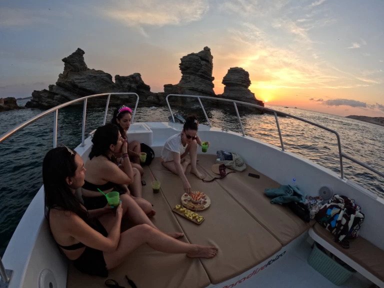 Pronajmout Katamarán se skipperem či ne Olbap v Sant Antoni de Portmany