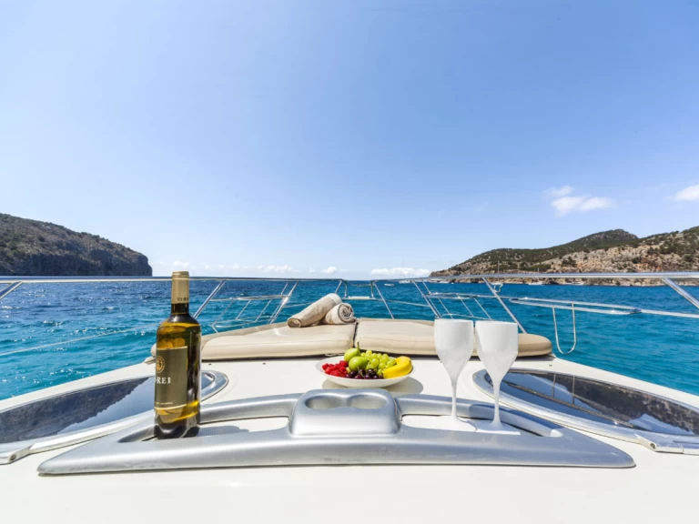 Pronájem lodi Cranchi Endurance 41 v Porto-Vecchio na Samboatu