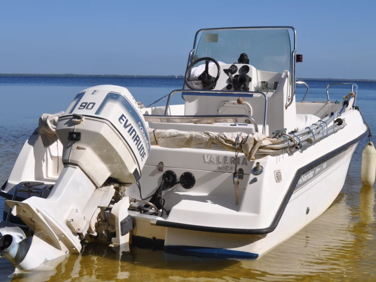 Pronájem lodi Carcans lákavé ceny Fishlander 530