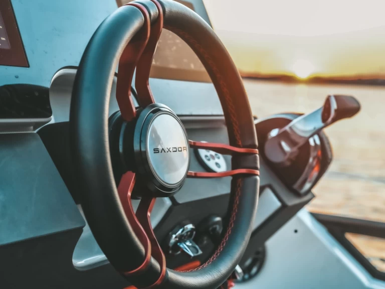 Pronájem lodi Ajaccio lákavé ceny 320