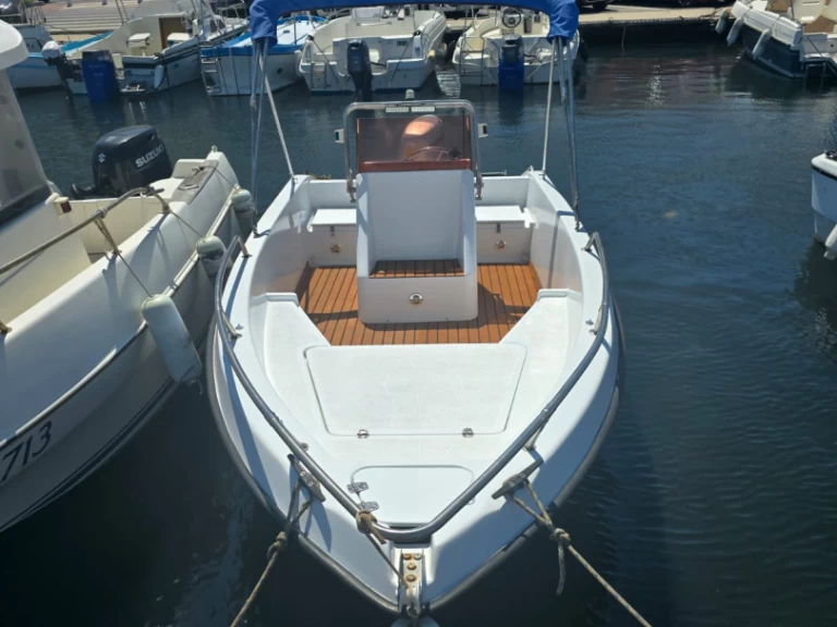 Pronájem jachty v Le Pradet -T.a mare monella 505 na Samboatu