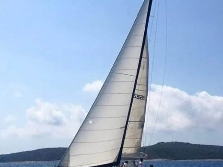 Pronajmout Plachetnice se skipperem či ne Morgante 45 v Cattolica