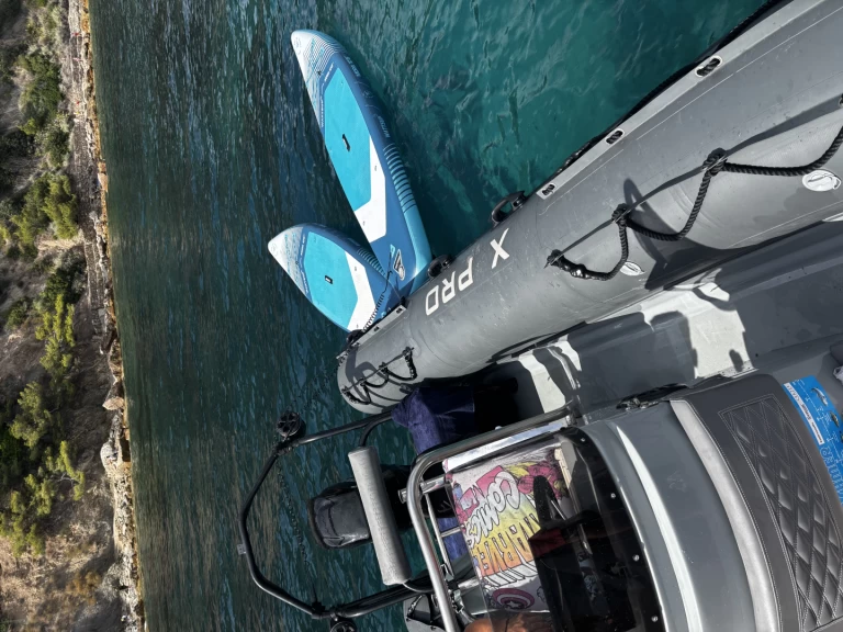 Pronájem Polotuhá loď v Sanary-sur-Mer -3D Tender 3D Tender 535