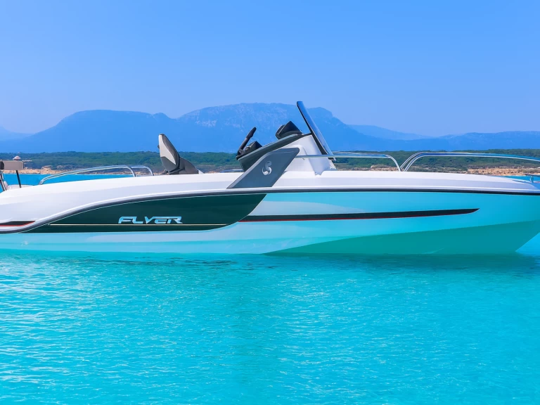 Pronajmout Motorová loď se skipperem či ne Bénéteau v Cannes