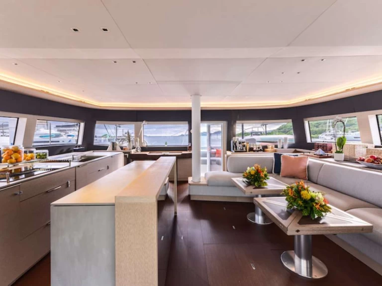 Pronajmout si Lagoon Endless Summer III v Britské Panenské ostrovy