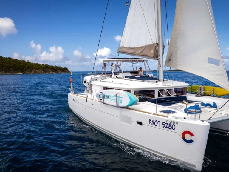 Pronájem jachty v Tortola -Lagoon KNOT 5280 na Samboatu