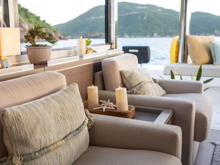 Bali ELYSIAN jednotlivci a charterové společnosti v Britské Panenské ostrovy