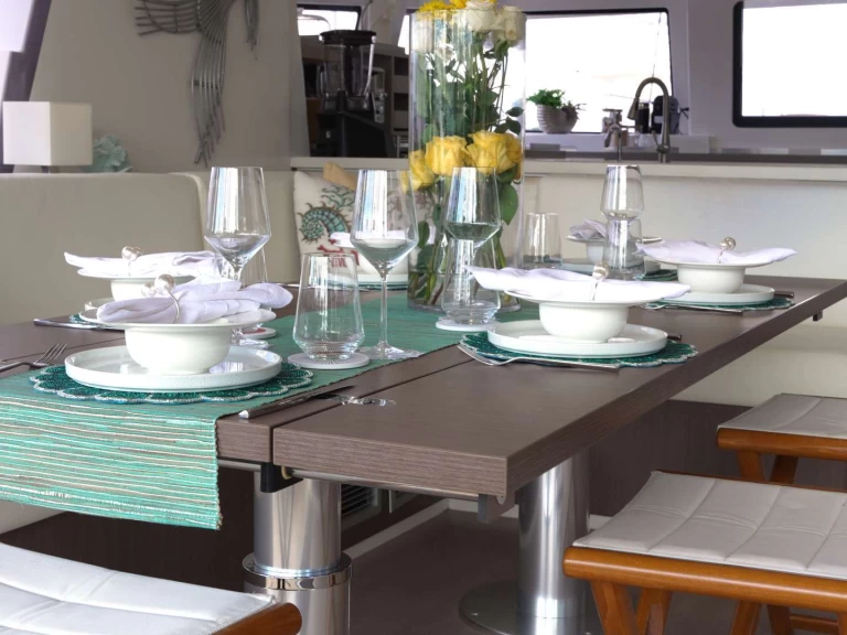 Pronajmout Jachta se skipperem či ne Bali v Nassau