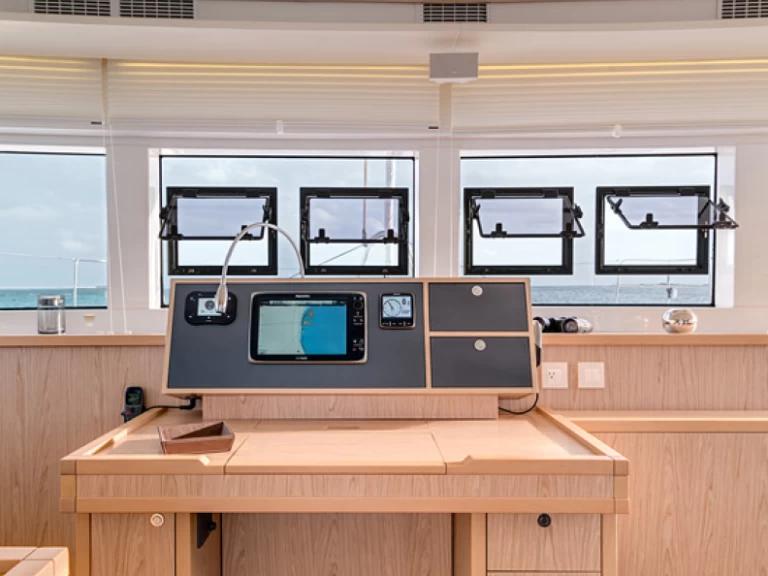 Pronájem Katamarán v Mai Khao -Lagoon Lagoon 52 F