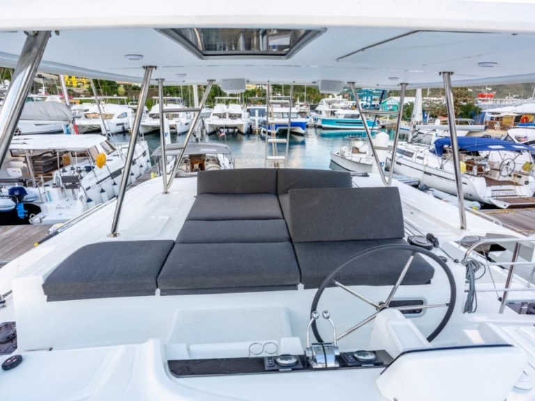 Pronajmout si Lagoon Lagoon 46 v Parish of Saint George