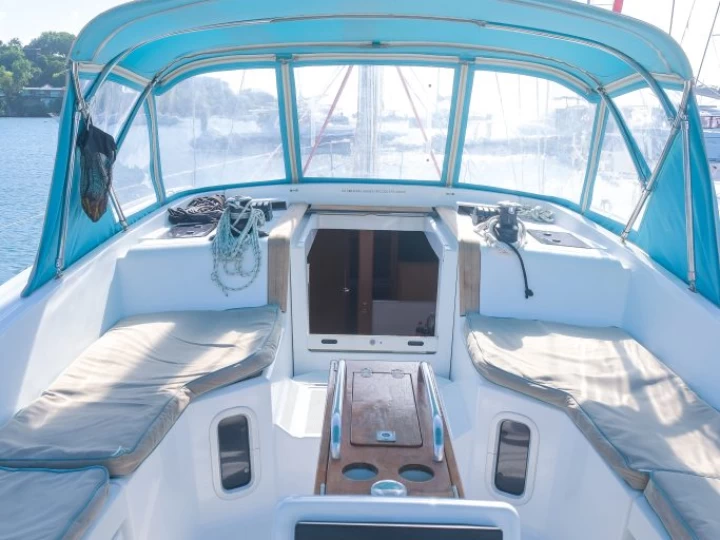 Jeanneau Sun Odyssey 44 Ds jednotlivci a charterové společnosti v Parish of Saint George