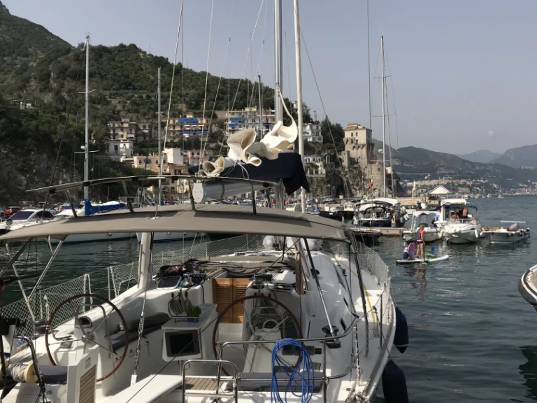 Pronájem lodi Bénéteau Oceanis 50 v Nidri na Samboatu