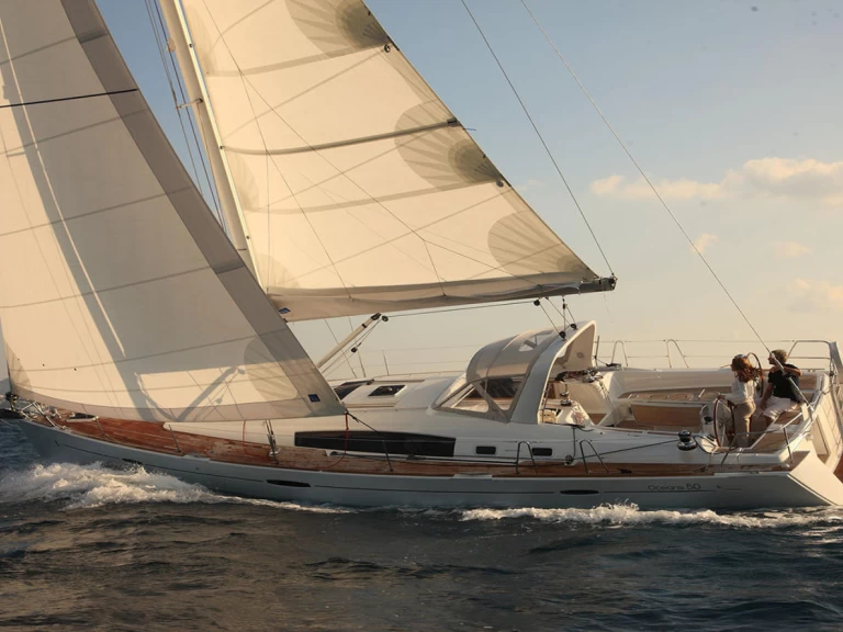 Pronajmout Plachetnice se skipperem či ne Bénéteau v Nidri