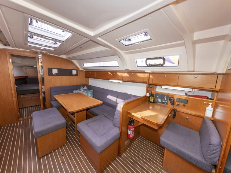 Pronájem lodi Kalkara lákavé ceny Bavaria 41