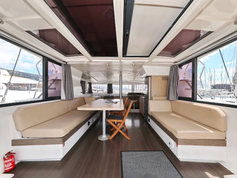 Pronajmout Katamarán se skipperem či ne Bali v Ta' Xbiex