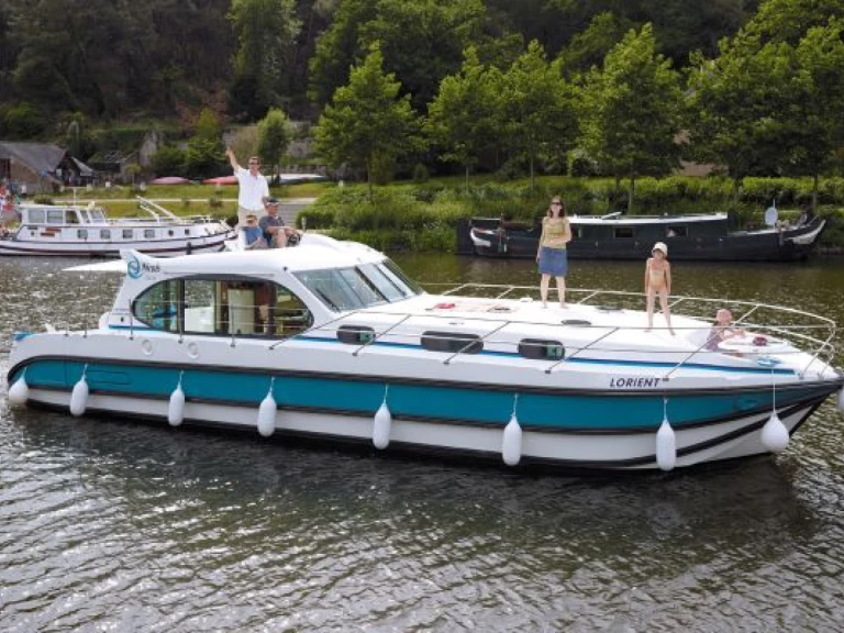 Říční loď k pronájmu v Shannonbridge za nejlepší cenu