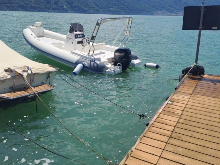 Pronájem jachty v Como (City) -Panamera PY60 na Samboatu