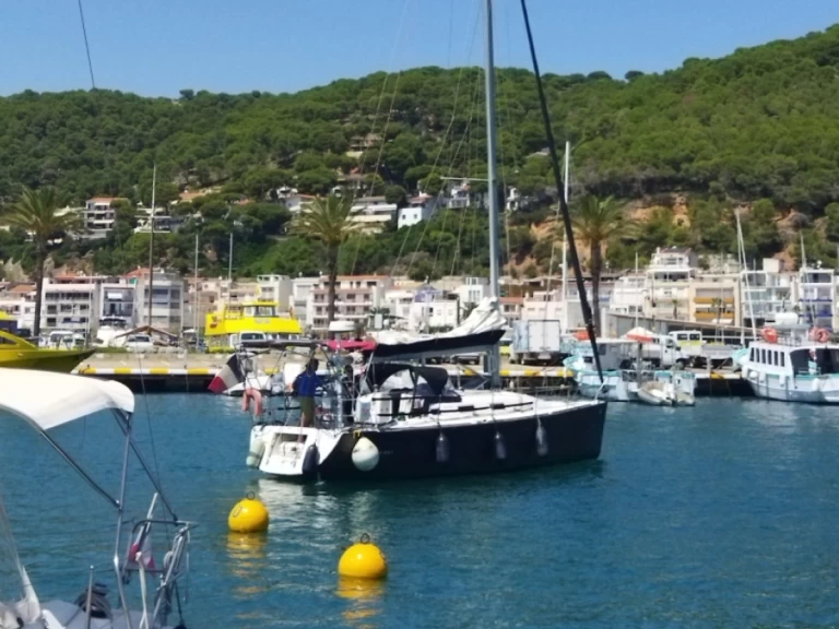 Pronájem lodi Canet-en-Roussillon lákavé ceny First 36.7