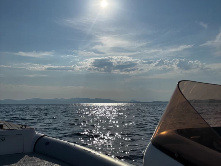 Pronájem Polotuhá loď v Mandelieu-la-Napoule -Arimar X-Cellence 730