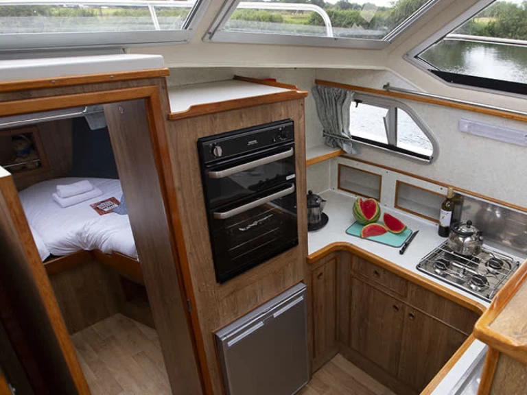 Pronájem Motorová loď Le Boat s licencí