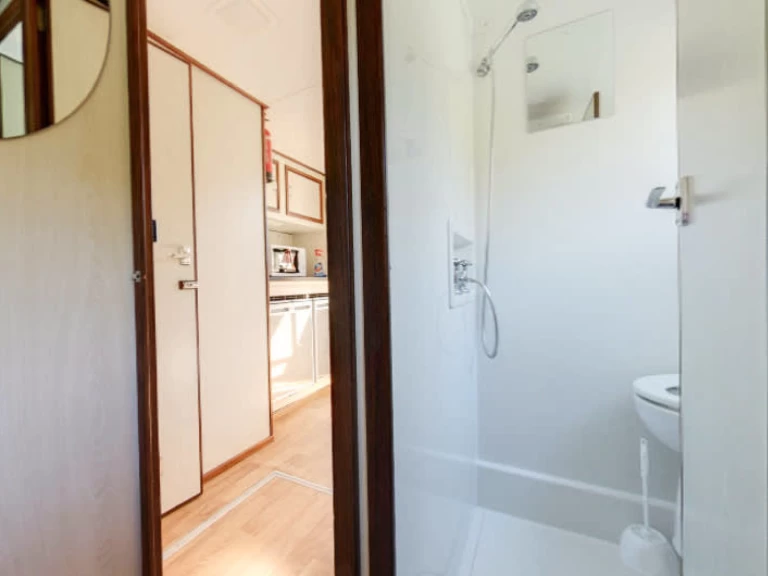 Pronájem lodi Tannay lákavé ceny Continentale