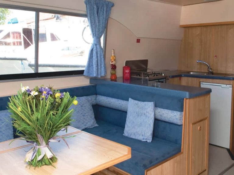 Pronájem Motorová loď v Douelle -Le Boat Salsa A