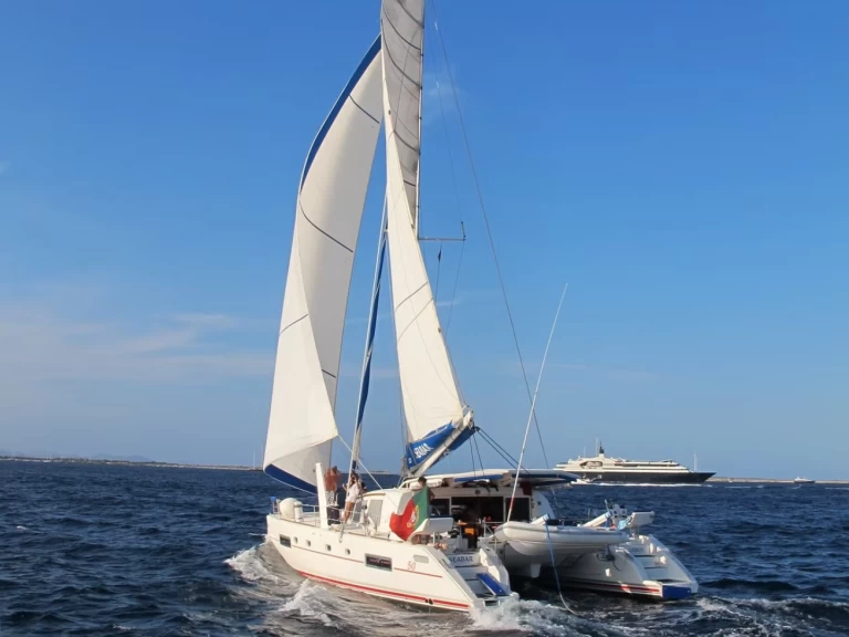 Pronajmout si Catana Catana 50 v Belém