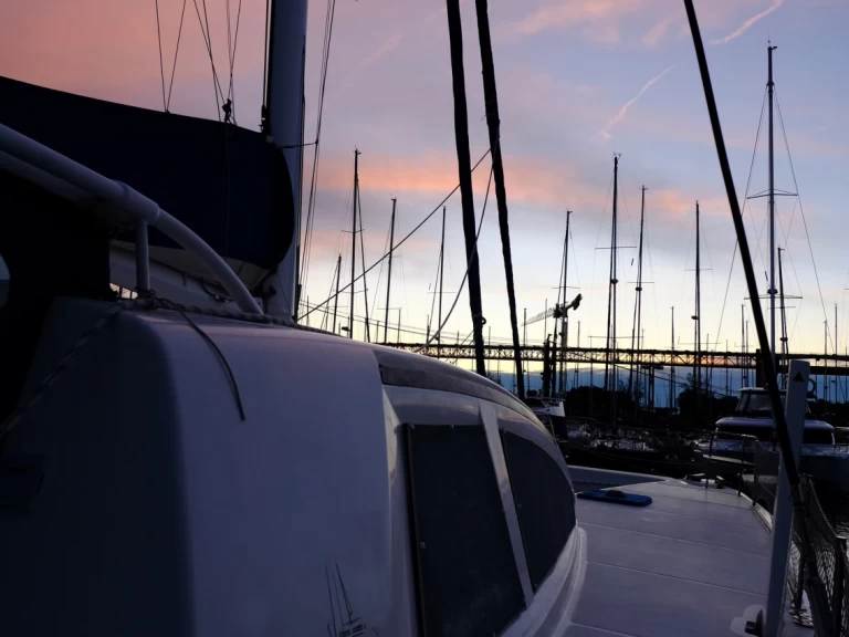 Pronájem lodi Belém lákavé ceny Catana 50