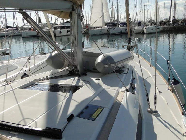 Pronájem Plachetnice v Alimos -Jeanneau Sun Odyssey 479
