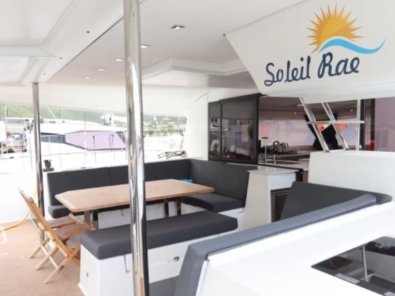 Pronájem lodi Fountaine Pajot Fountaine Pajot Saba 50 (Owner's Version) v Road Town na Samboatu