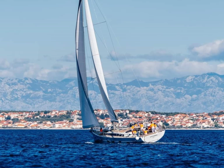 Pronajmout si D&D Yacht D&D Kufner 56 - 5 cab v Trogir