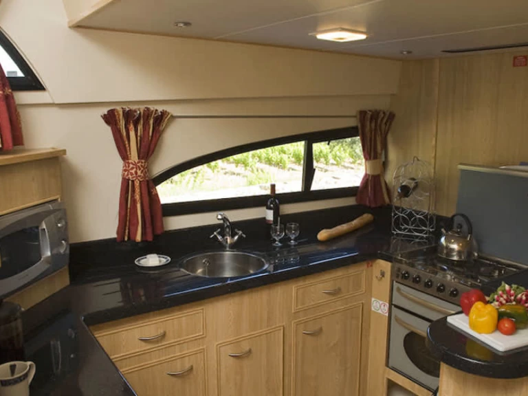 Pronajmout si Le Boat Royal Mystique A v Vinkeveen