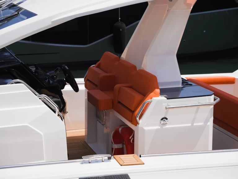 Pronajmout si Pirelli Pirelli 42 EFB v Torre Annunziata