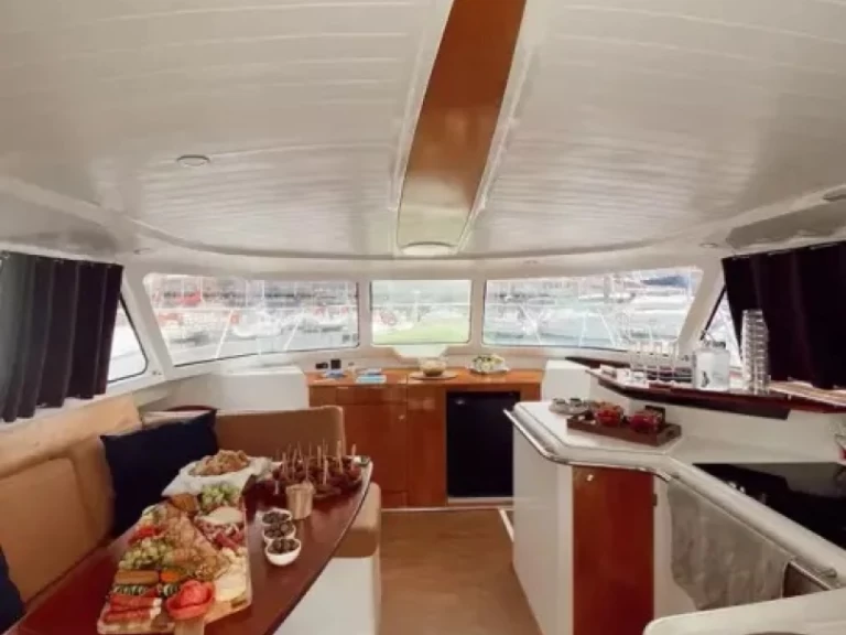 Pronájem Motorová loď v Belém -Fountaine Pajot Highland 35