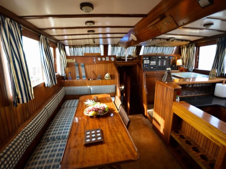 Pronajmout si Custom Made Gulet v Skiathos