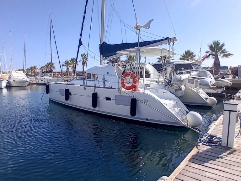 Pronájem lodi Lagoon Lagoon 380 S2 v Torrevieja na Samboatu