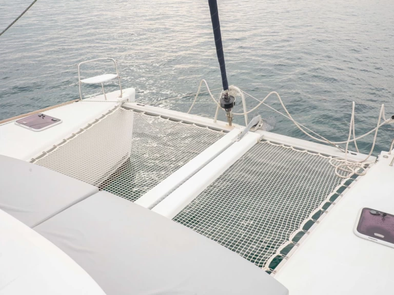 Pronájem jachty v Torrevieja -Lagoon Lagoon 380 S2 na Samboatu