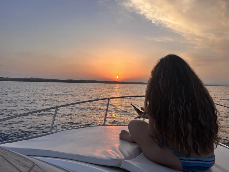 Motorová loď k pronájmu v Marzamemi za nejlepší cenu