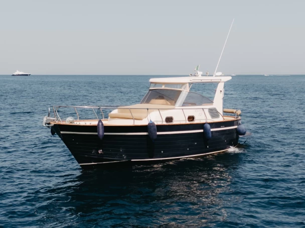 Pronájem lodi Libeccio 27 Libeccio  v Castellammare di Stabia na Samboatu