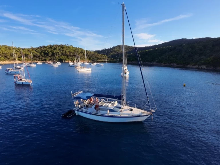 Pronájem lodi Jouet 1040 MS v Hyeres na Samboatu