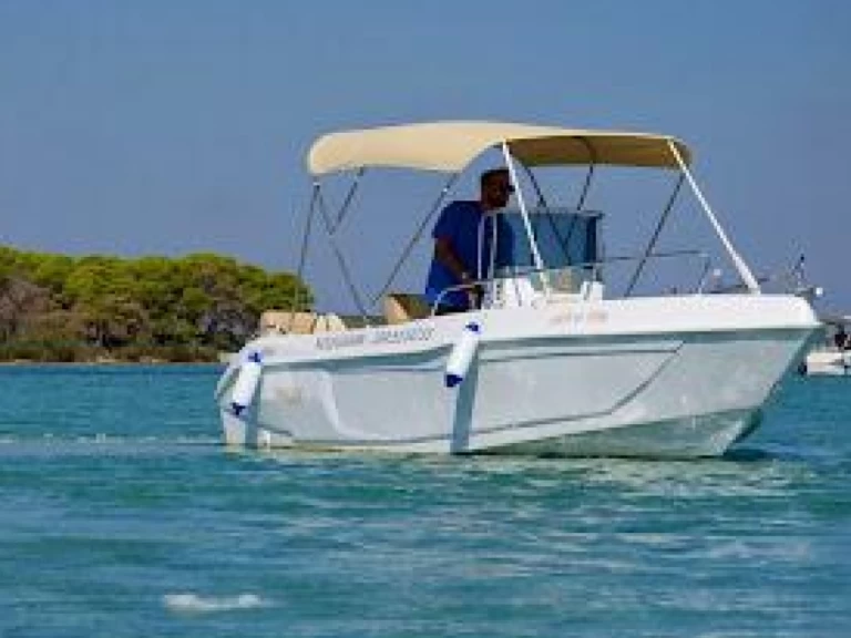 Pronájem Motorová loď v Porto Cesareo -Salento marine Elite 19
