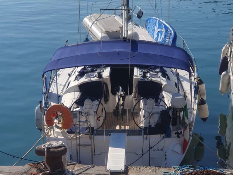 Pronájem lodi Dufour Dufour 385 Grand Large v Castellammare di Stabia na Samboatu