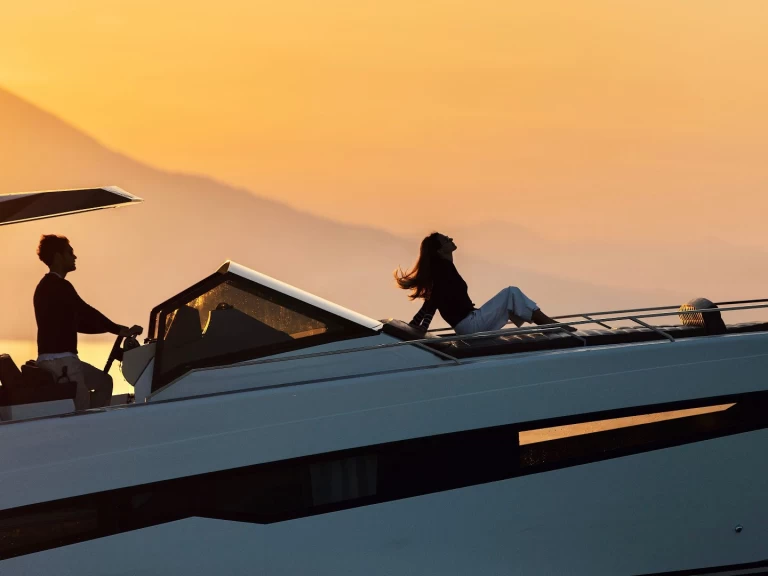 Motorová loď k pronájmu v Antibes za nejlepší cenu